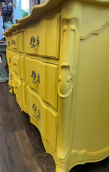 French Provincial Dresser