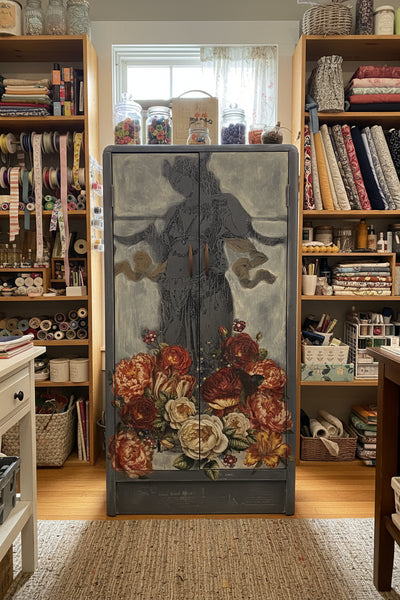 Queen of the Nile Metal Cabinet