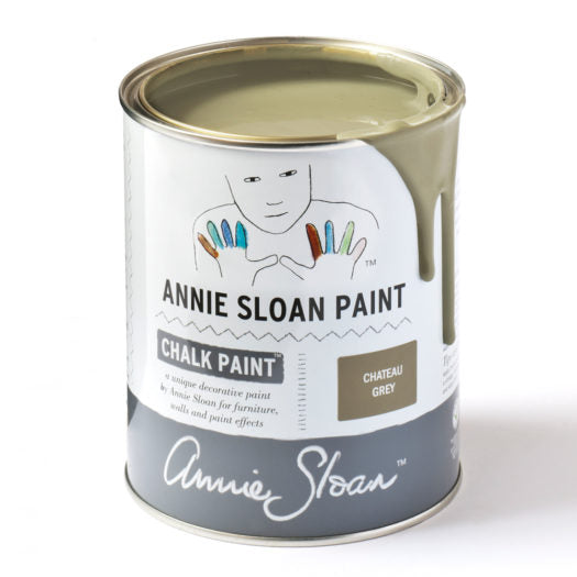 A litre of Chalk Paint® by Annie Sloan ™ in Chateau Grey