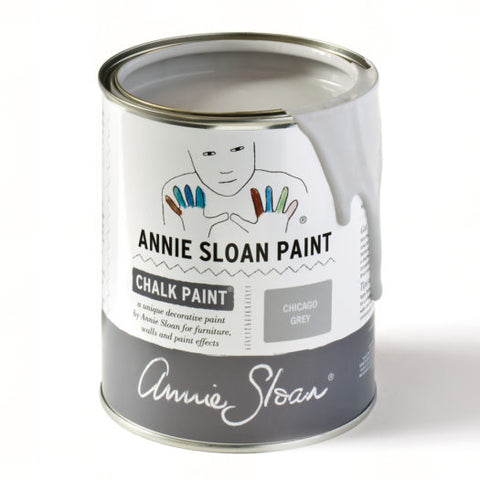 A litre of Chalk Paint® by Annie Sloan ™ in Chicago Grey